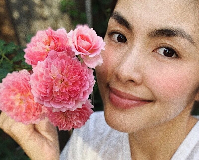 Tướng vượng phu ích tử ở phụ nữ thông qua nét mặt 2 trán lông mày của người phụ nữ vượng phu ích tử