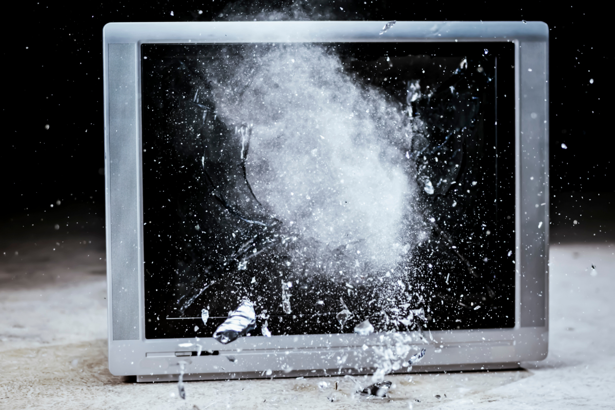 Mơ thấy ti vi bị hư