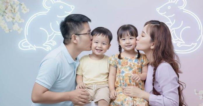 chong-1996-vo-1996-co-hop-khong