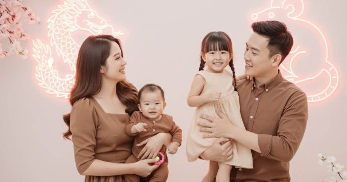 chong-1996-vo-2000-co-hop-khong