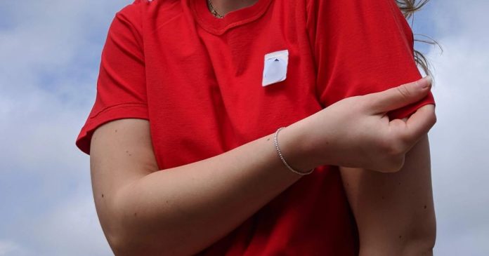 Mặc áo trái có điềm gì - 4