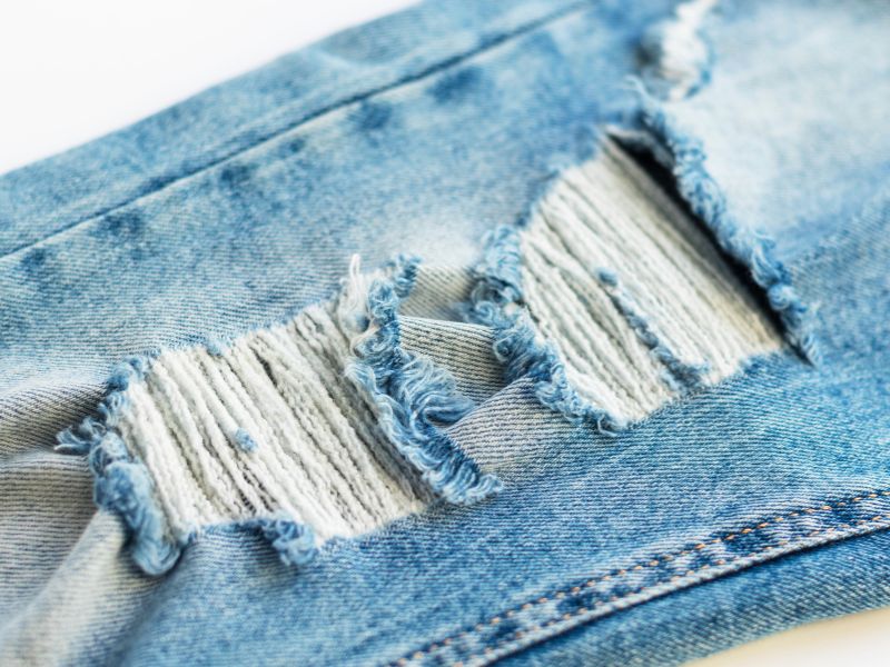 Nằm mơ thấy quần áo: Điềm báo tâm linh từ những vật dụng thân quen 3 Nằm mơ thấy quần áo 3