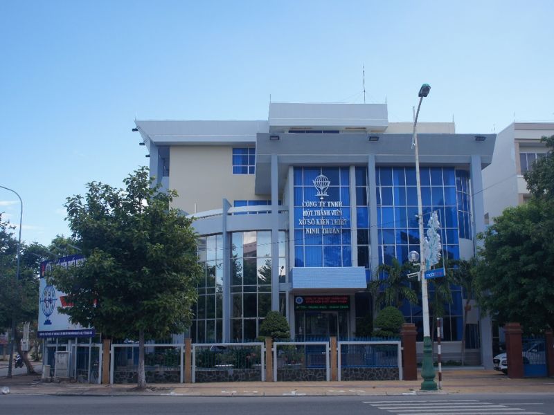 đổi vé số trúng ở Ninh Thuận 4